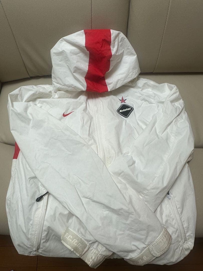 F.C.Real Bristol ナイロンジャケット