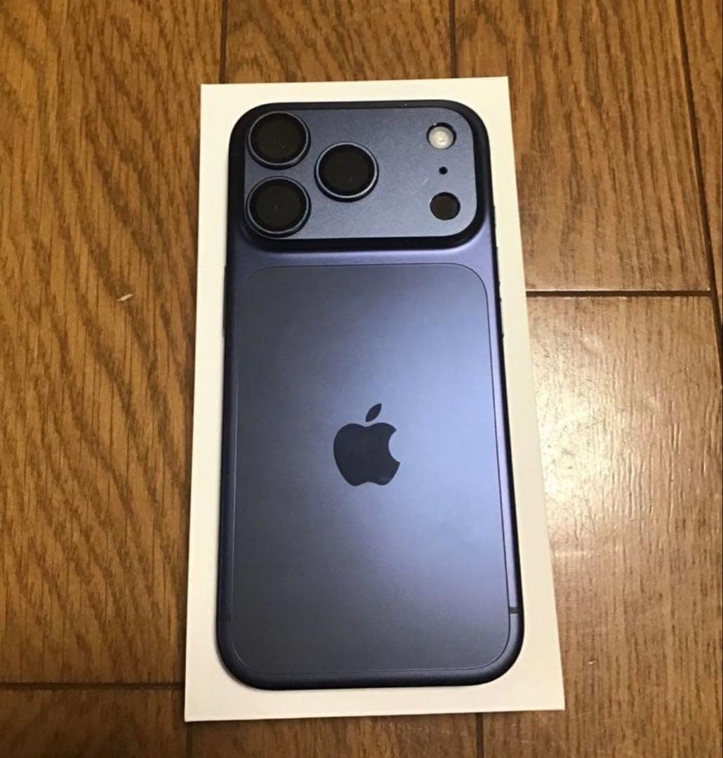iPhone17pro 256GBディープブルー バッテリー容量100% - メルカリ