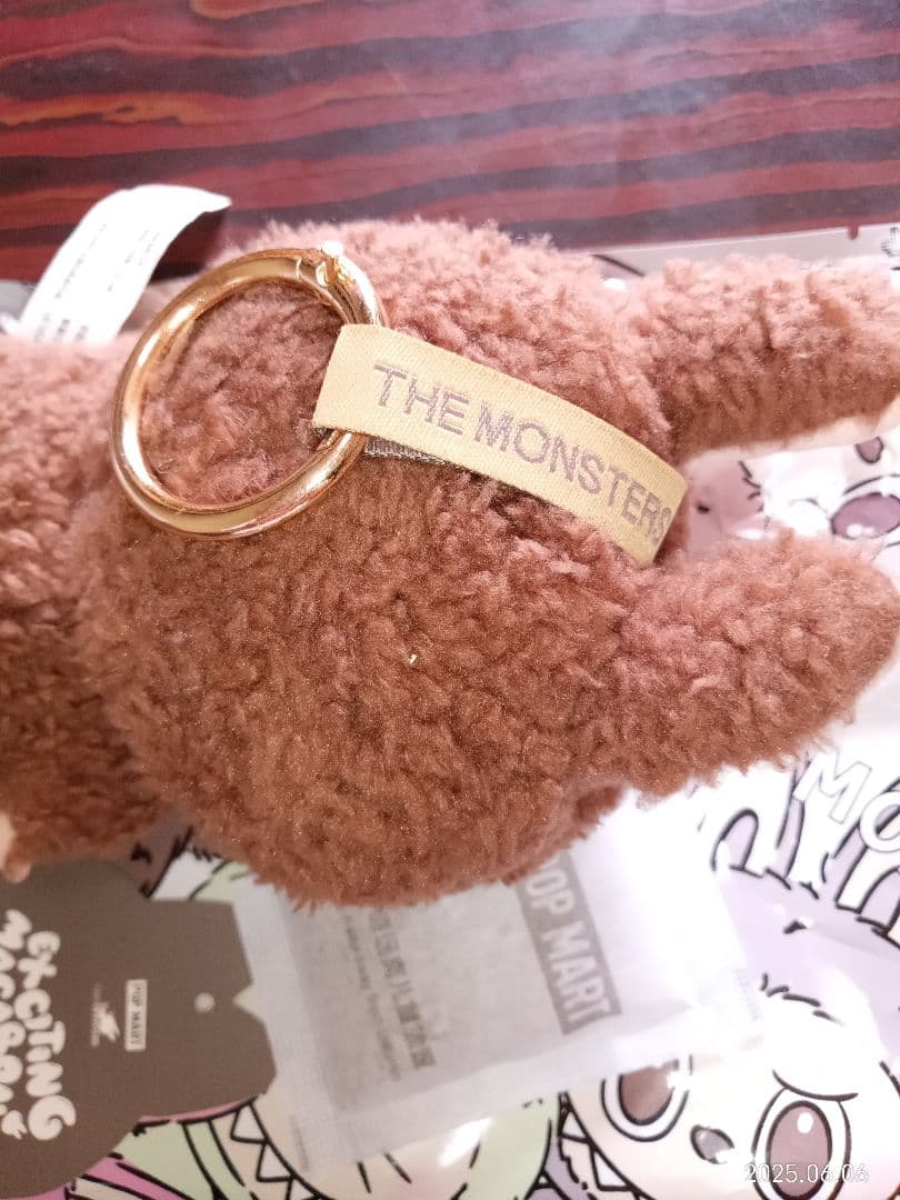 正規LabubuポップマートMONSTERSラブブマカロンシークレットCocoa