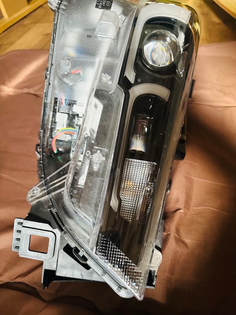 右ヘッドライト商品 CX-5(KF後期)CX-8 KG最終型) 共通 2023年 - メルカリ
