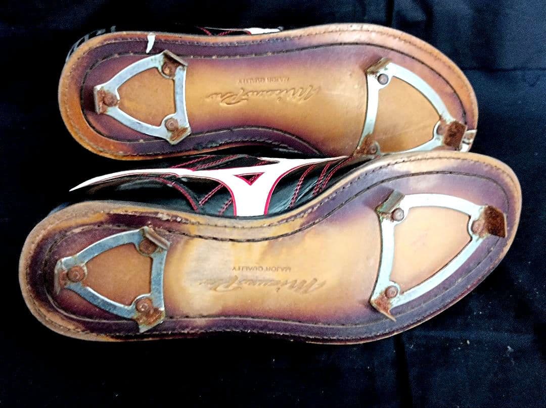 渡辺俊介 直筆サイン入り 実使用 スパイク ロッテ 支給品 - メルカリ