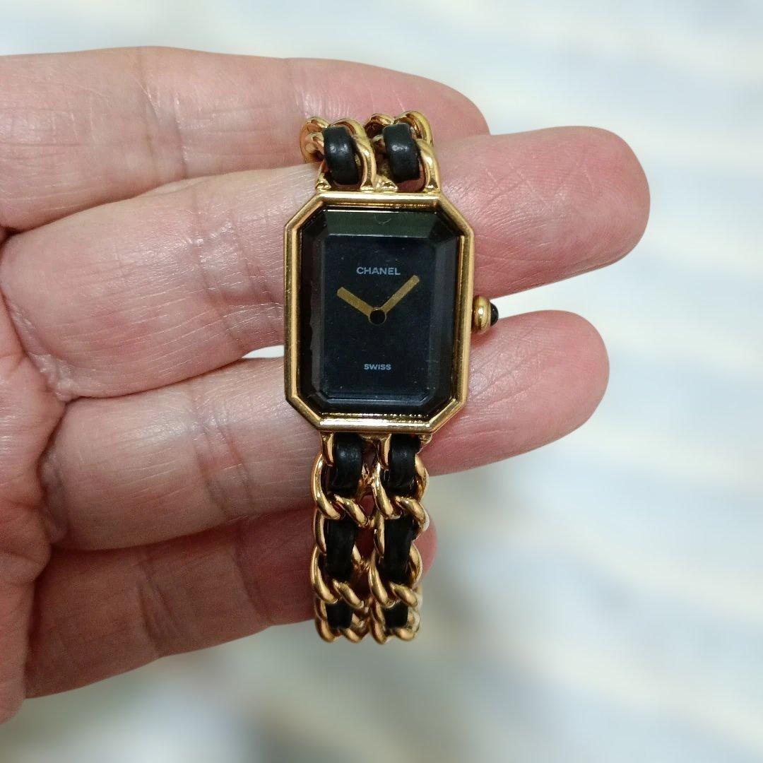 CHANEL ブラック ゴールド 腕時計 - メルカリ