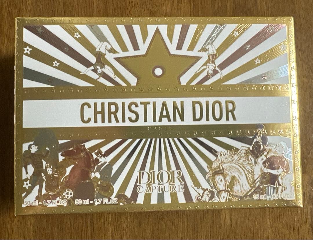 ディオール カプチュール ホリデー 50mL セット　2025 コフレ ディオール カプチュール ホリデー<2025ホリデーコフレ>｜キレイエ