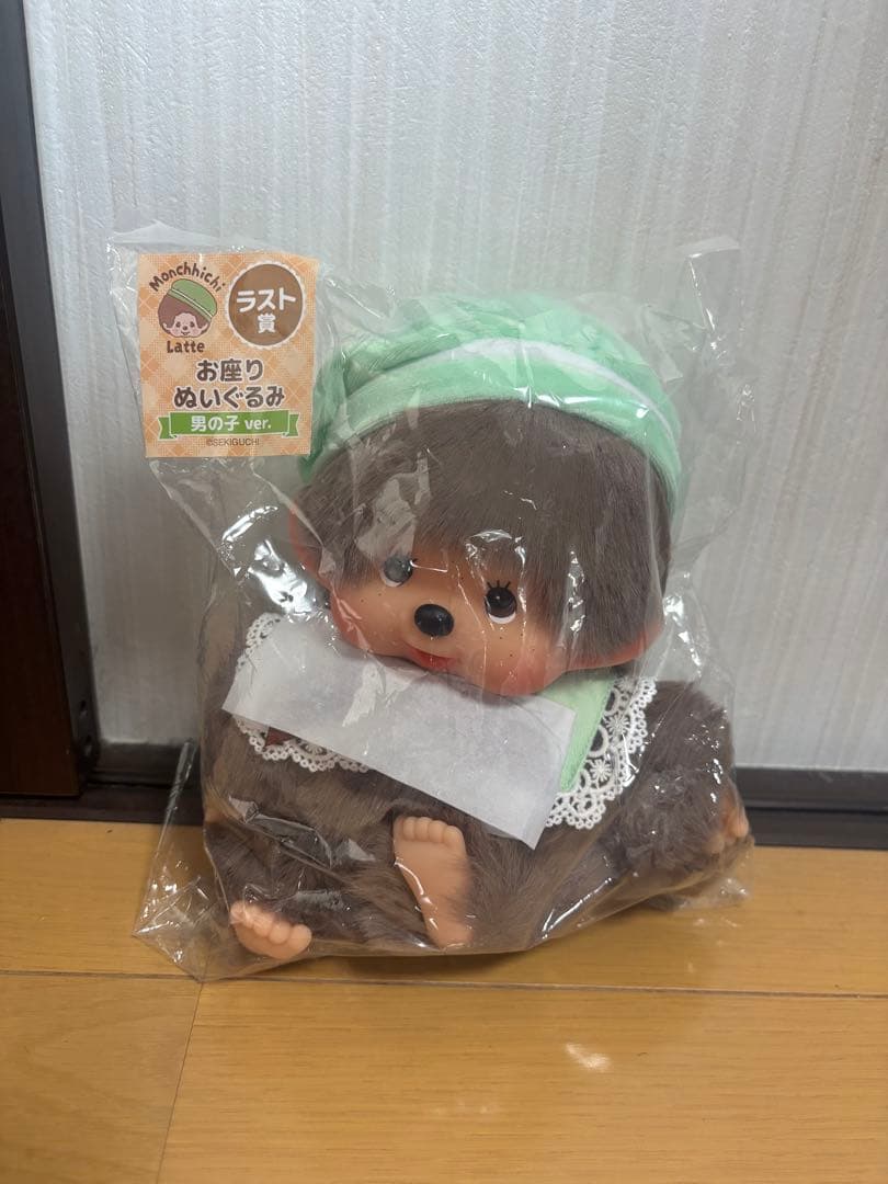 一番くじモンチッチ ラストワン賞お座りぬいぐるみ男の子ver. - メルカリ
