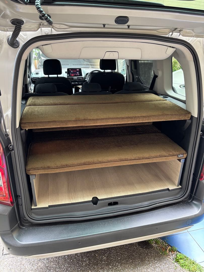 ベルランゴ、リフター純正agreベッドキットシステム【5人乗り用