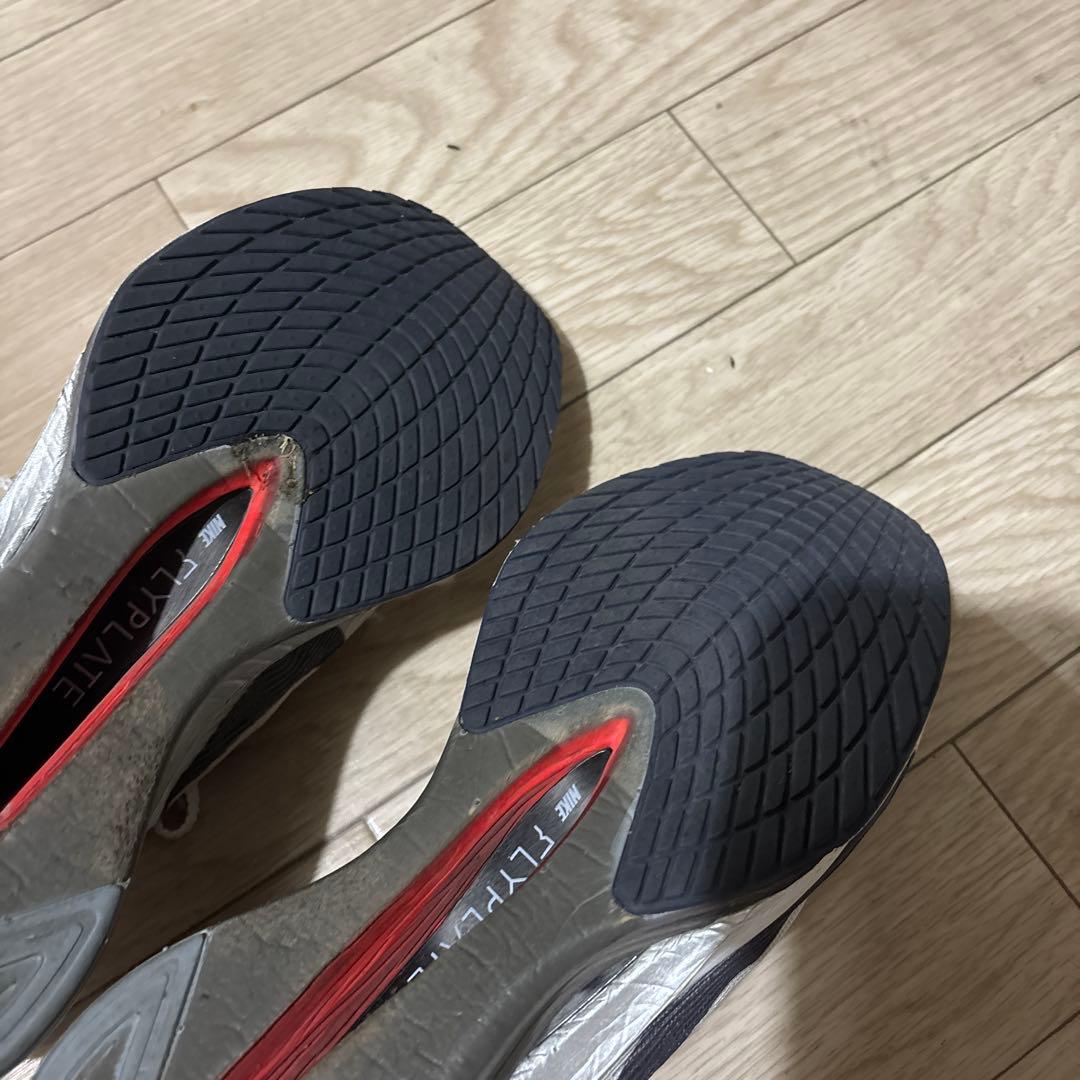 ナイキ ヴェイパーフライ4 27cm - メルカリ