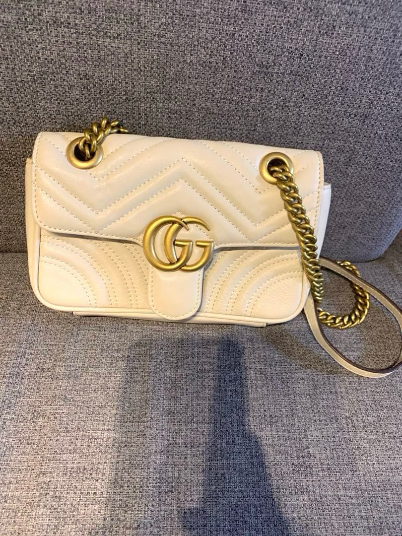 GUCCI GGマーモントショルダーバッグ Gucci GGマーモント ショルダーバッグ ミニ | ブラック | FARFETCH JP