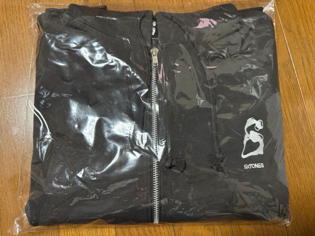 【新品未開封】MILE SixTONES パーカー MILESixTONESパーカー | ファミクラストア オンライン