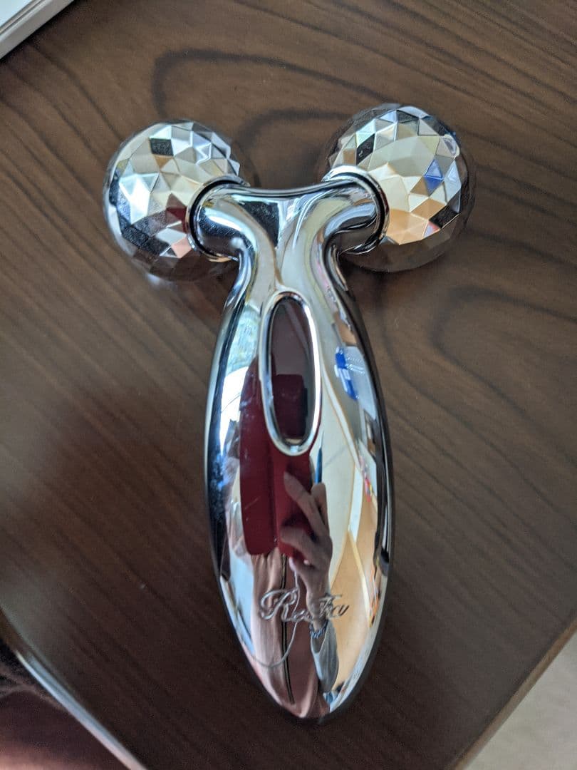 ReFa CARAT　顔、全身用☆ローラー☆ リファカラット - ReFa CARAT | 商品情報 | ReFa（リファ）公式