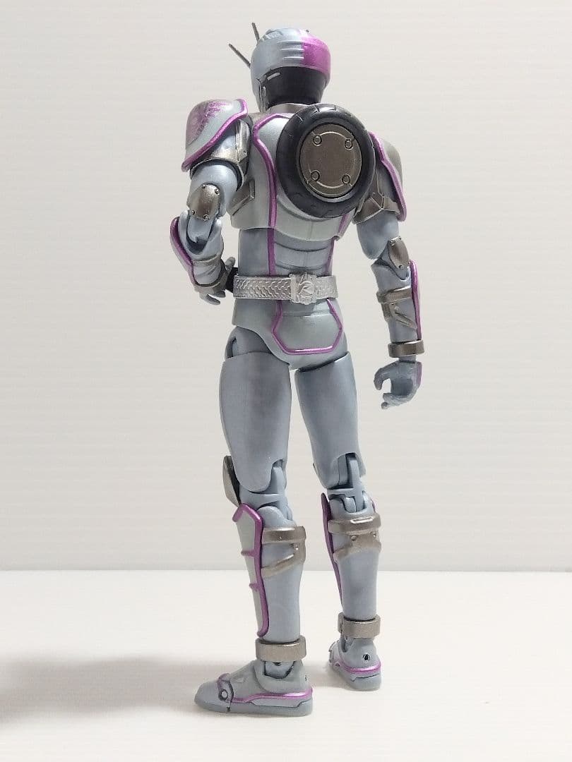 s.h.figuarts 仮面ライダードライブシリーズ　仮面ライダーチェイサー