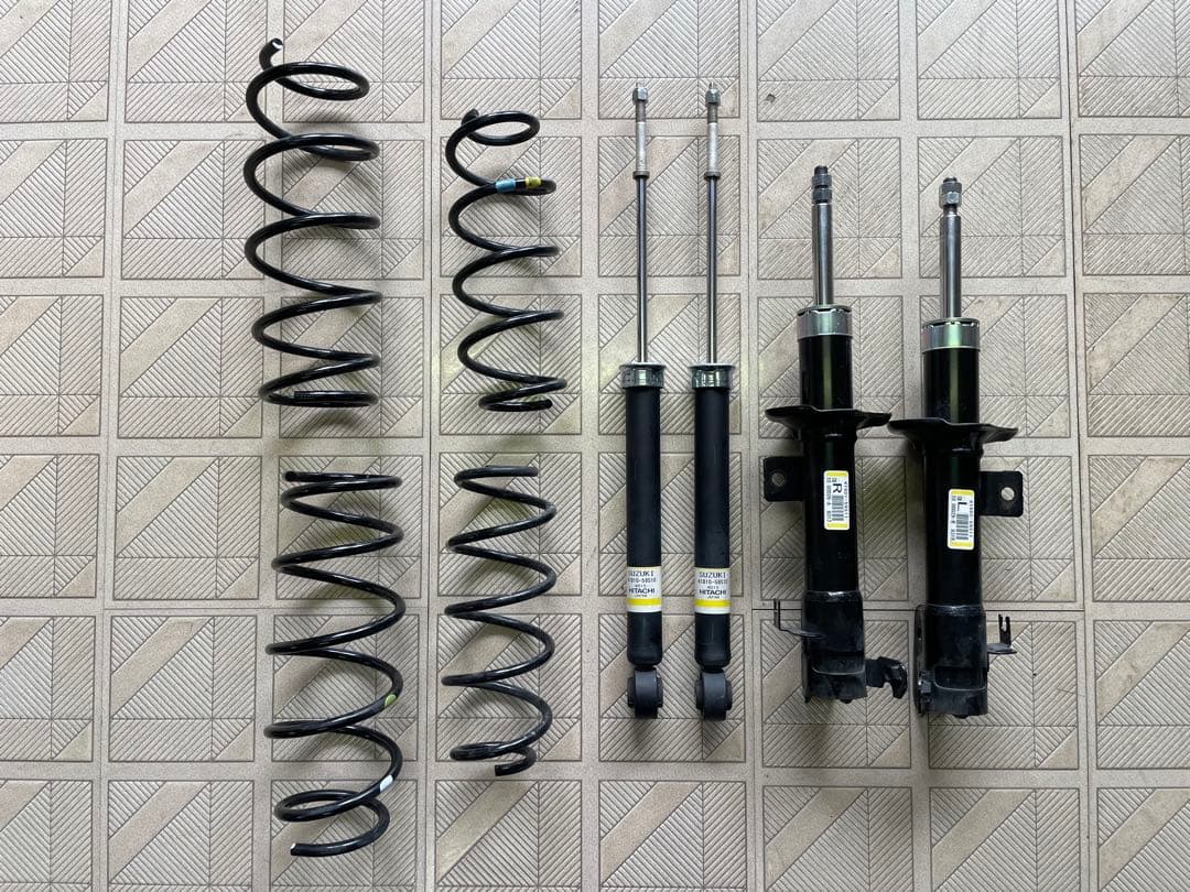 MR52S スズキ ハスラー ショックアブソーバー スプリング 純正 1台分