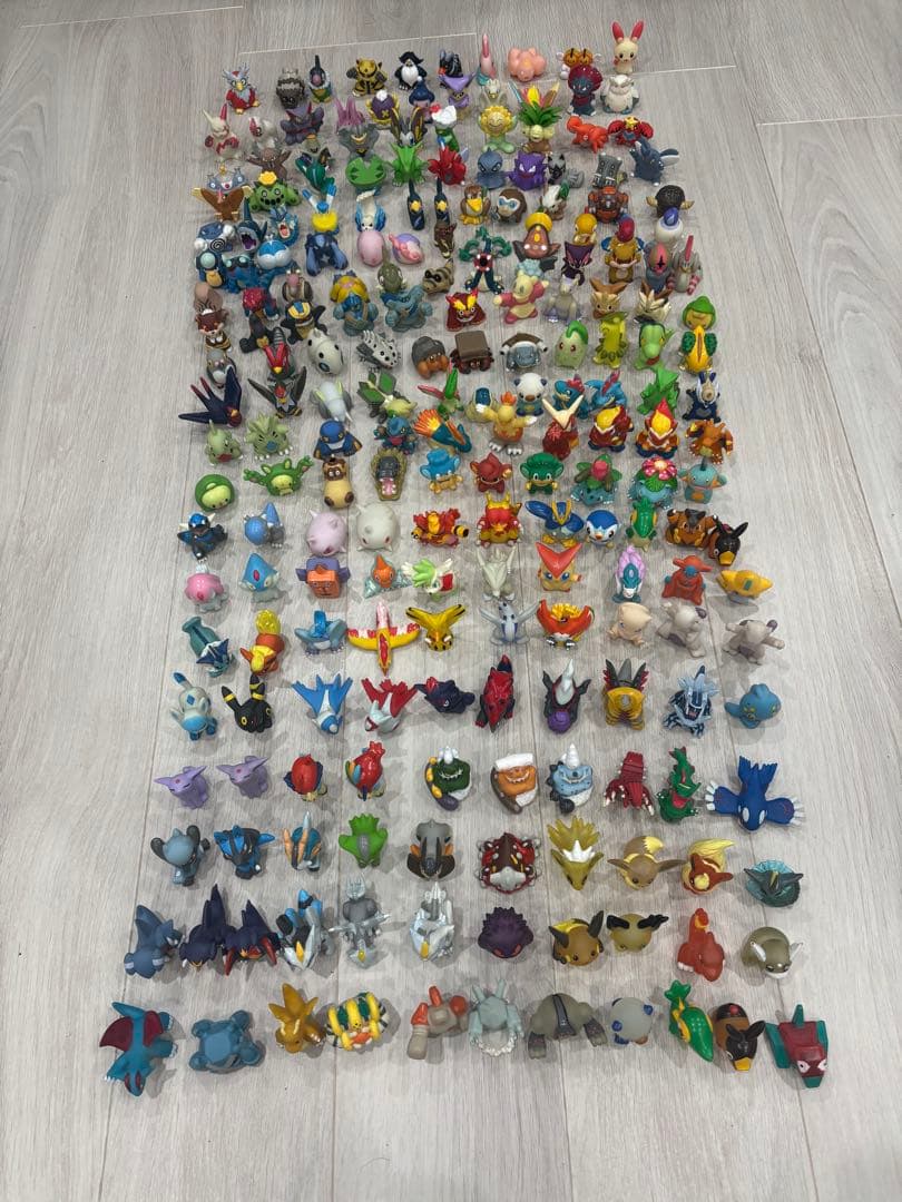 まとめ売り クリアポケモン等 ポケモンキッズ 指人形 ソフビ 約200体