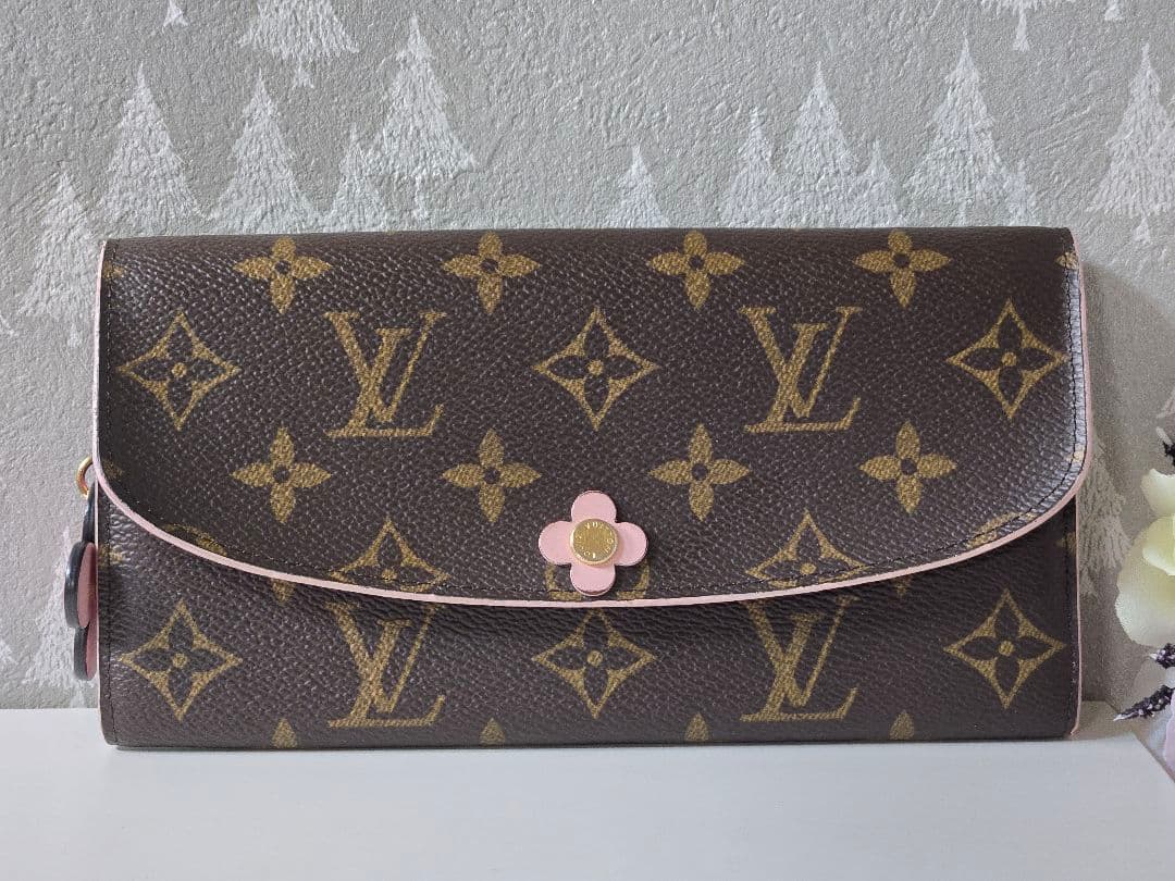 playa / yuiave 7inch Mondo Riddim Trash