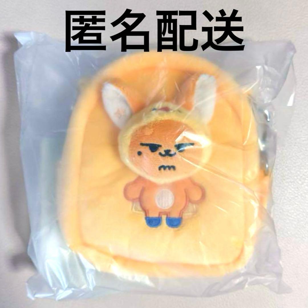 TXT ヨンジュン プルバトゥ ファンチュン マルチポーチ - メルカリ