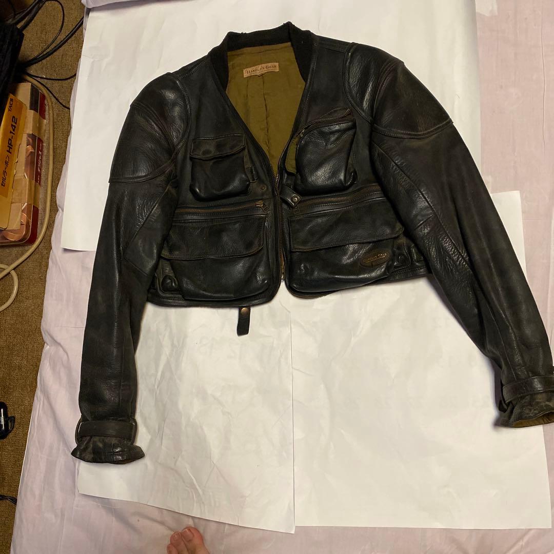傑作‼️ ハロルズギア ベリーショートレザージャケット - メルカリ