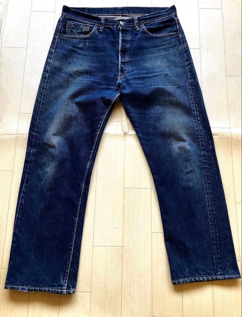 「✌️」Levi's BIG E 初期　※2/3 23:59まで リーバイスのビッグEからスモールeへの変更年についての考察 | 私の
