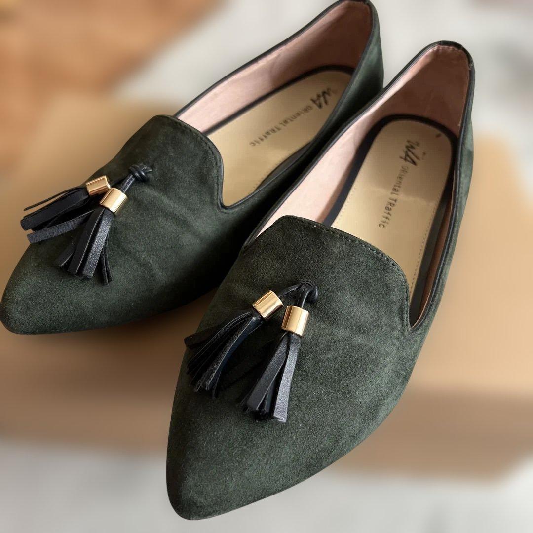 オリエンタルトラフィックタッセル付きダークグリーンローファー