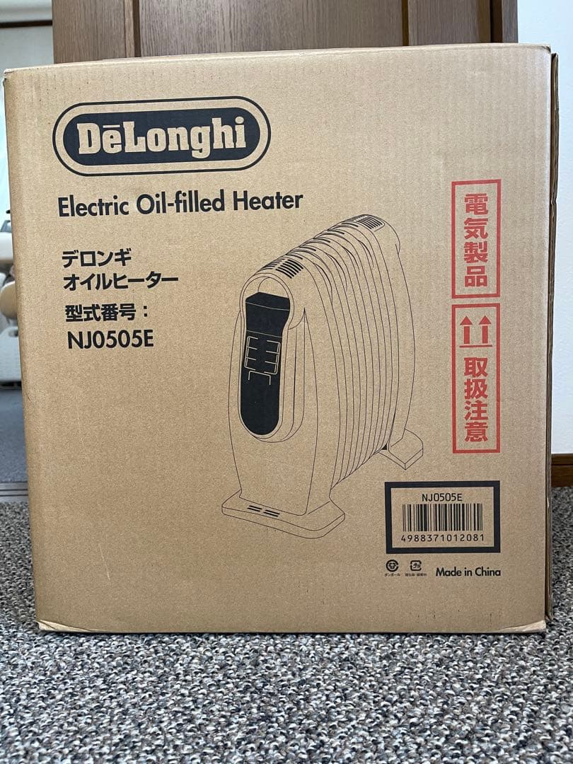 デロンギ　オイルヒーター NJ0505E Amazon | De'Longhi (デロンギ) ミニオイルヒーター NJ0505E 小型軽量