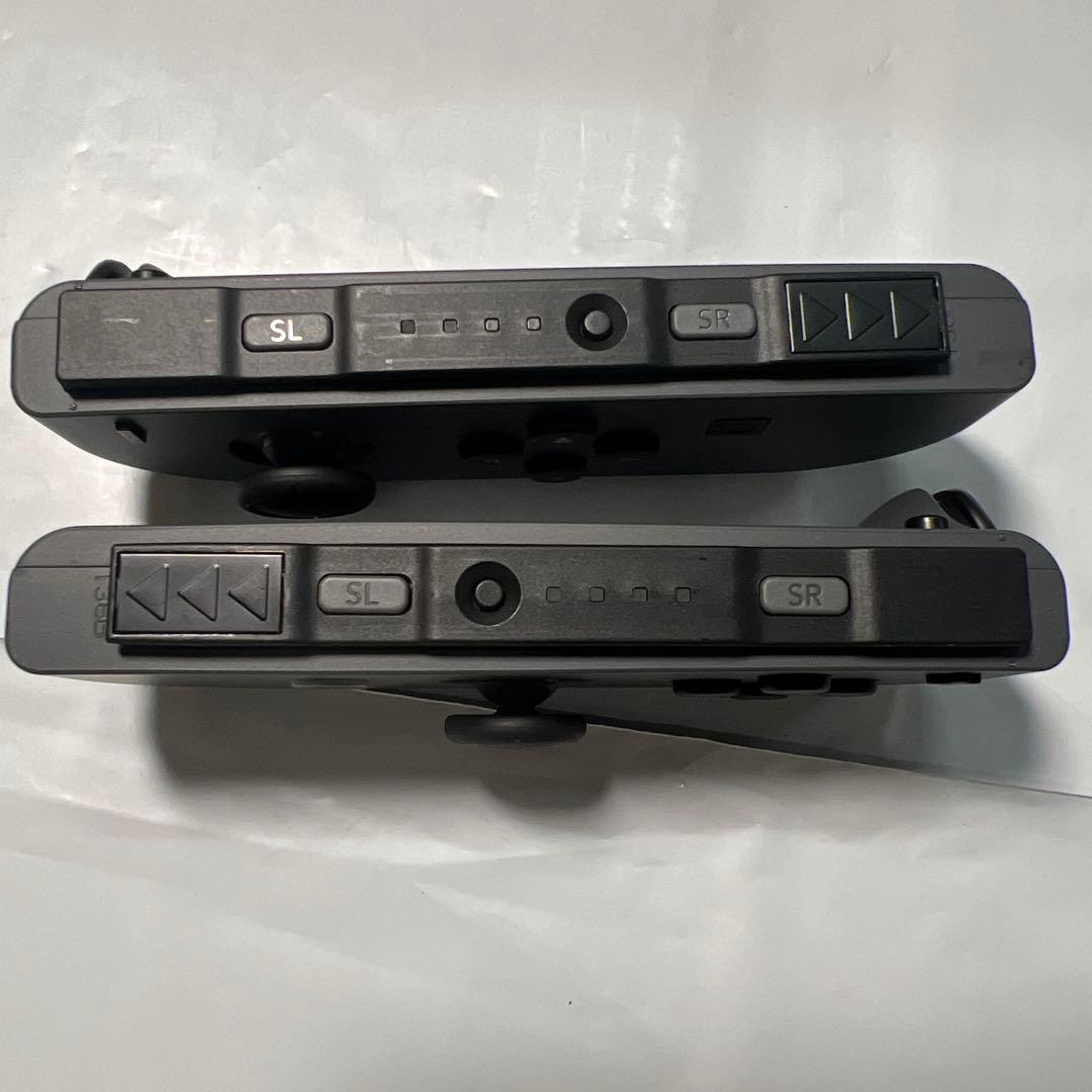 グレーのNintendo Switch本体、Joy-Con、ドック、充電器付き！ - メルカリ