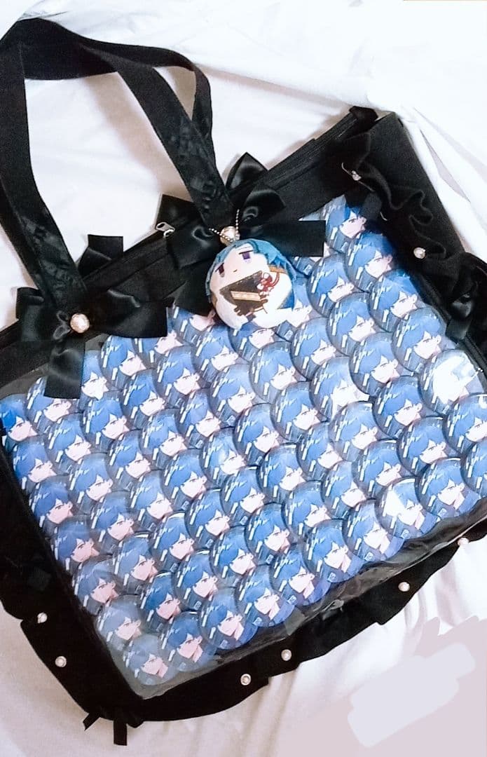 いれいす いふ clutch 缶バッジ 痛バ - メルカリ