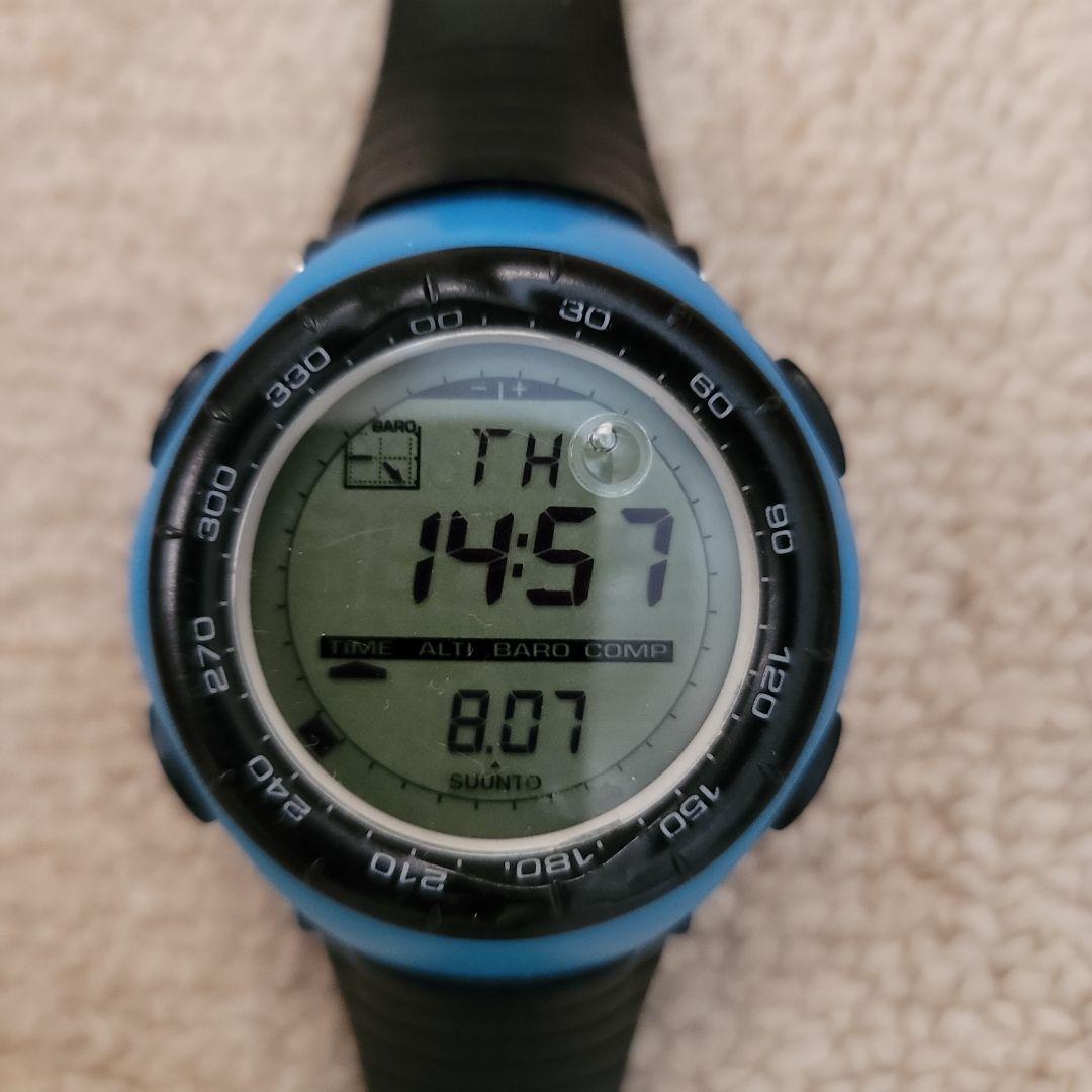 SUUNTO ヴェクター　ターコイズブルー腕時計 登山用時計スント ベクター限定色 山好きの仲間入りを感じるアウトドア