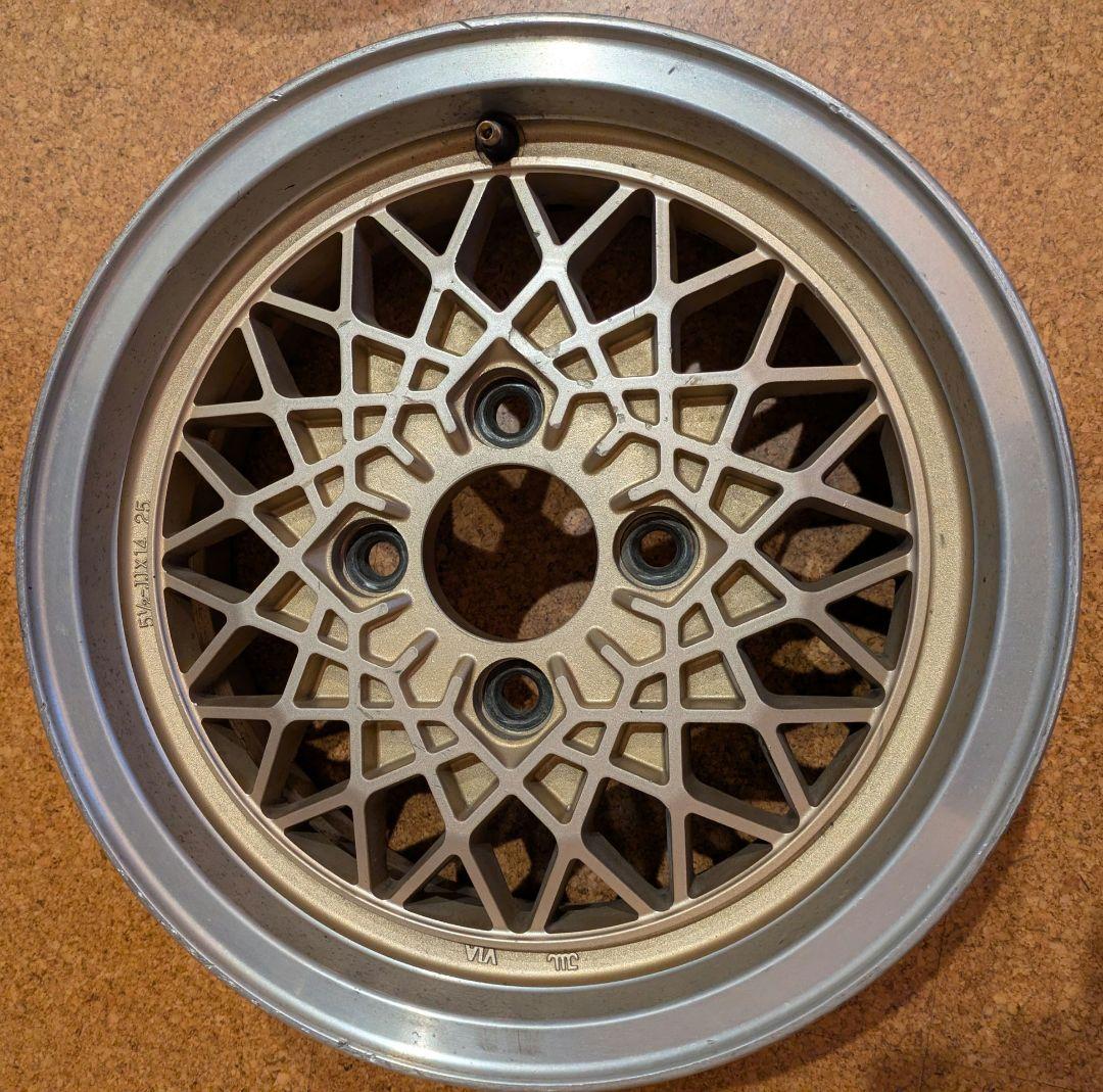 14インチ メッシュ フルカワ F1 5.5J +25 114.3 AE86