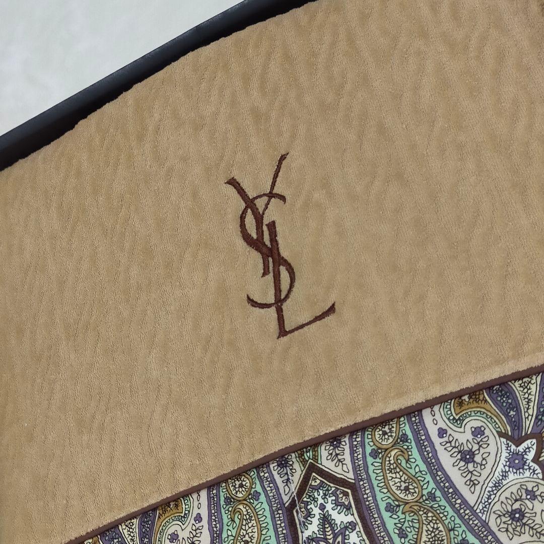 未使用品　イヴサンローラン　ダウン90%　0.3kg　ダウンケット　羽毛布団