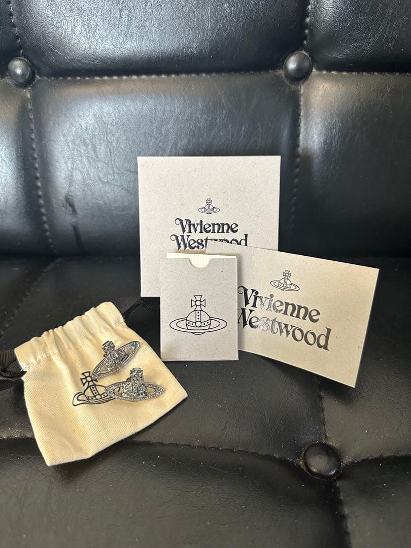 【新品未使用】Vivienne Westwood オーブピアス　ピアス　シルバー SOLID ORB ピアス(シルバー)（レディース）（1205999303