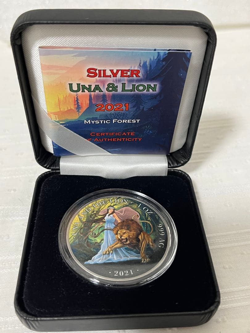 2021 セントヘレナ ウナとライオン カラー ミスティック フォレスト