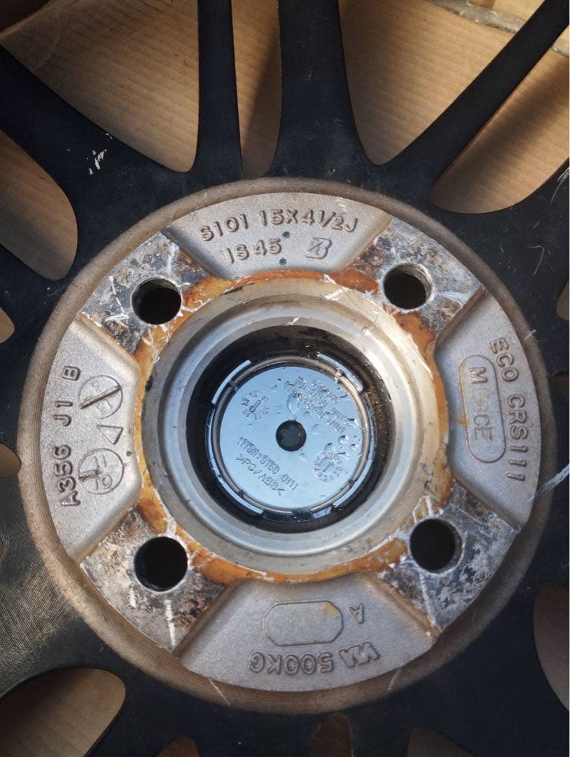 ECOFORME(日本製)4.5J ＋45 4H PCD100 15インチ　軽四