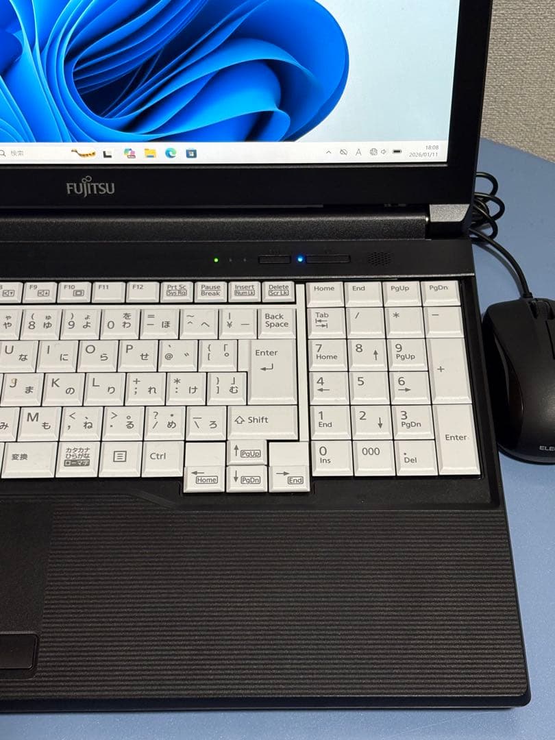 富士通 FUTRO A5511M/第11世代/15.6型/テンキー/win11 - メルカリ