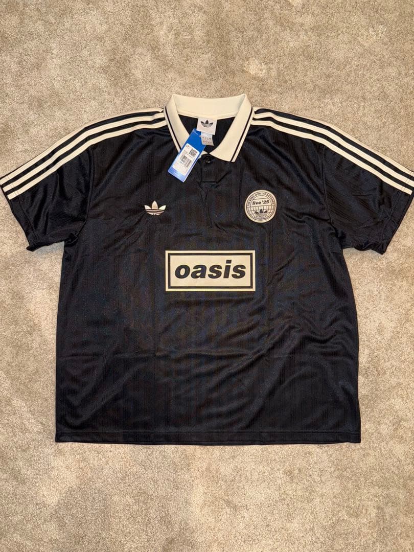 会場限定】Oasis adidas LONDON, UK刺繍入り - メルカリ