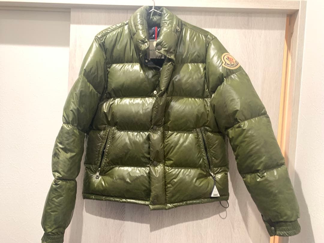 モンクレール　 ダウンジャケット EVEREST グリーン系　サイズ2 中古・古着通販】MONCLER (モンクレール) EVERESTダウンジャケット