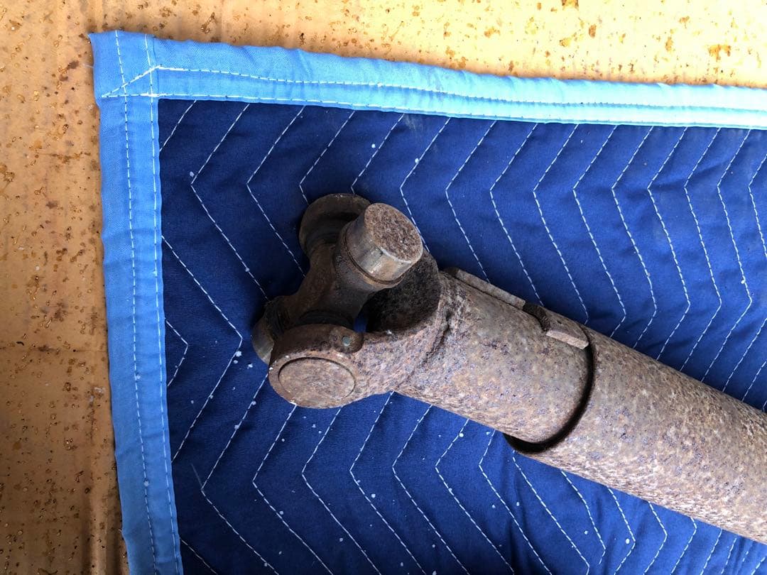 キャデラック　クーペ　ブロアム　デビル　プロペラシャフト　85 4.1L