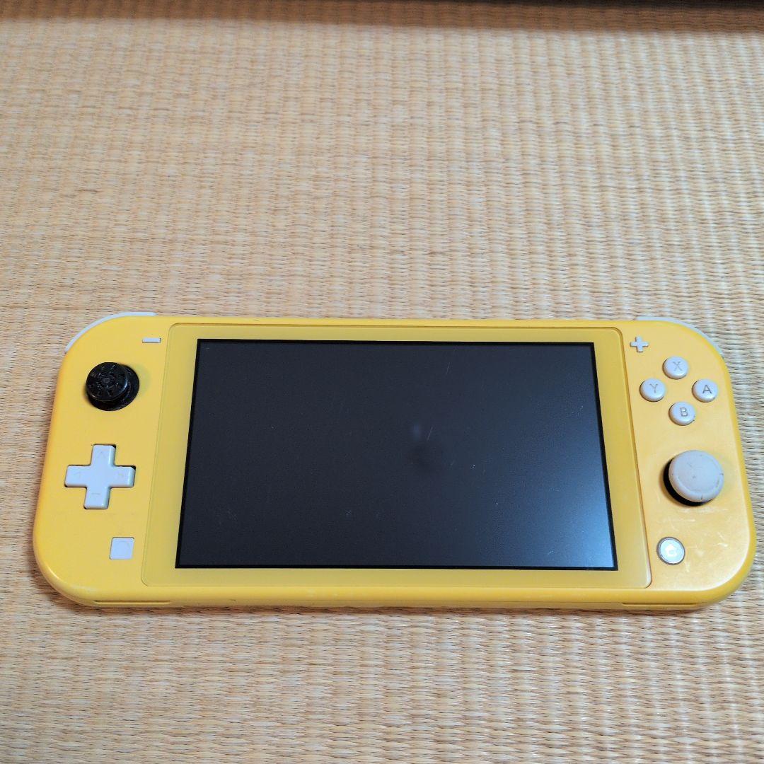 ニンテンドースイッチライト　イエロー Amazon.co.jp: 【整備済み品】 Nintendo Switch Lite 本体 イエロー