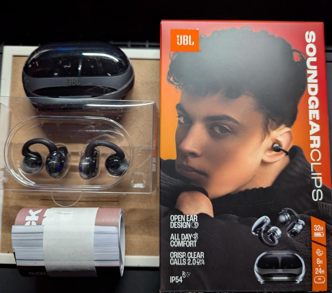 （中古美品）JBL Soundgear Clips 中古】JBL Soundgear Clips [ブラック]【京都】保証期間1ヶ月【ランク