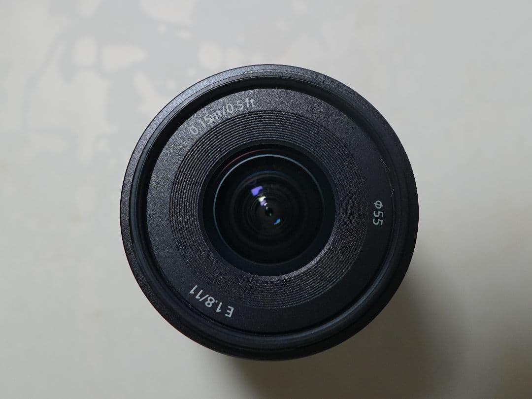 ソニー E 11mm F1.8 [SEL11F18] Amazon.com : Sony E 11 mm F1.8 | APS-C Wide Angle Prime Lens