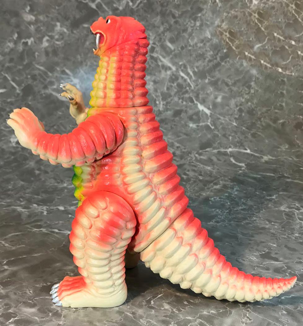 アートストーム フューチャーモデルズ 楳図かずお レッドキング ハワイ