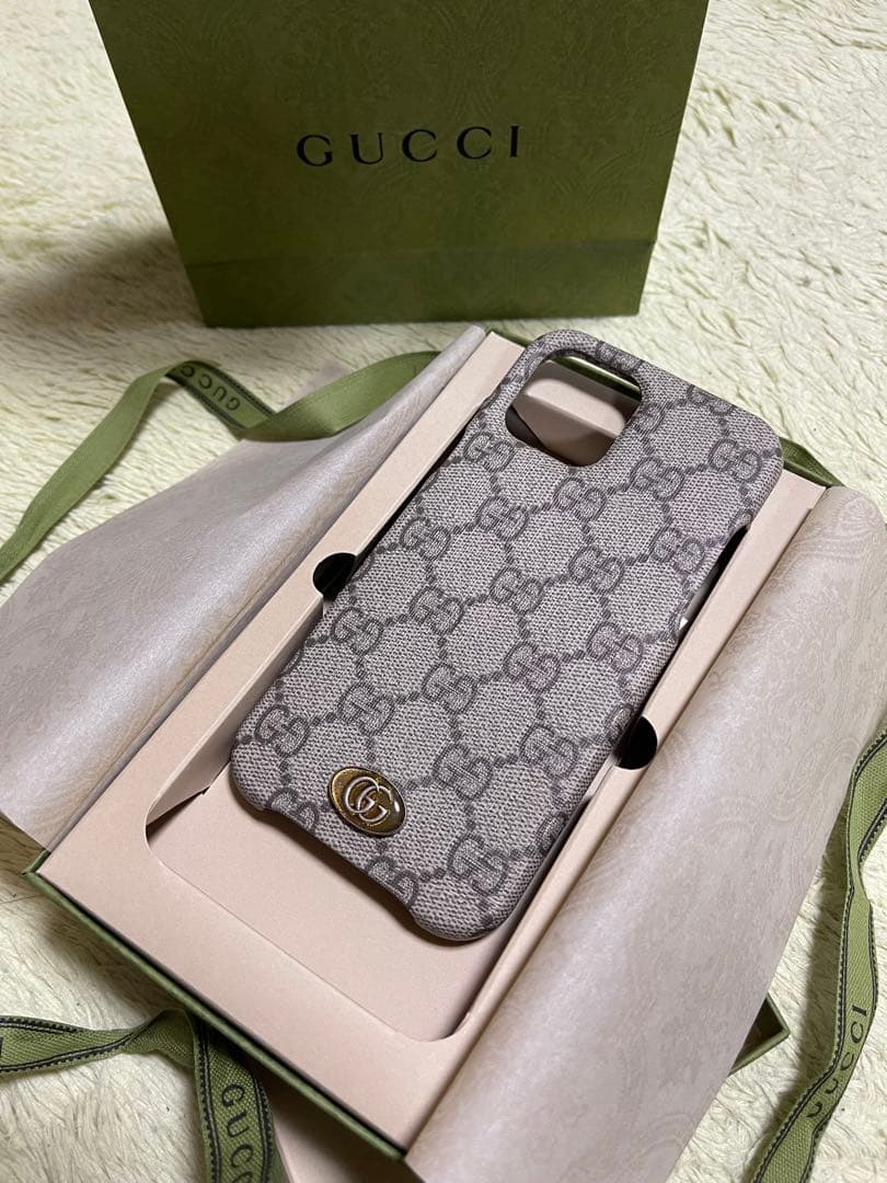 GUCCI iPhone12ProMax ケース iphone16/16pro ケース gucci 背面収納 iphone15/15pro iphone14 携帯