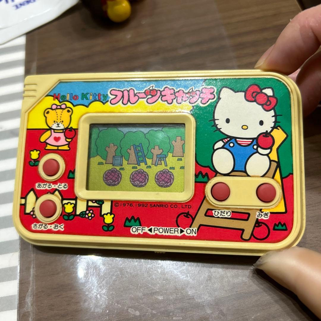 ハローキティ・フルーツキャッチ - メルカリ