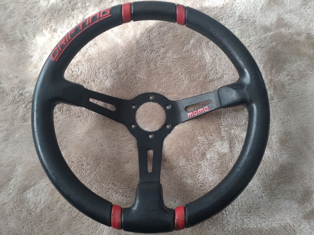 momo DRIFTING ステアリング 黒/赤 350D ディープコーン - メルカリ