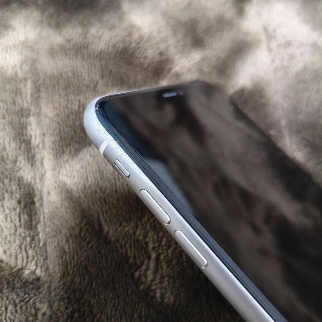 バッテリー80%】訳あり iphone11 ホワイト 64GB simフリー
