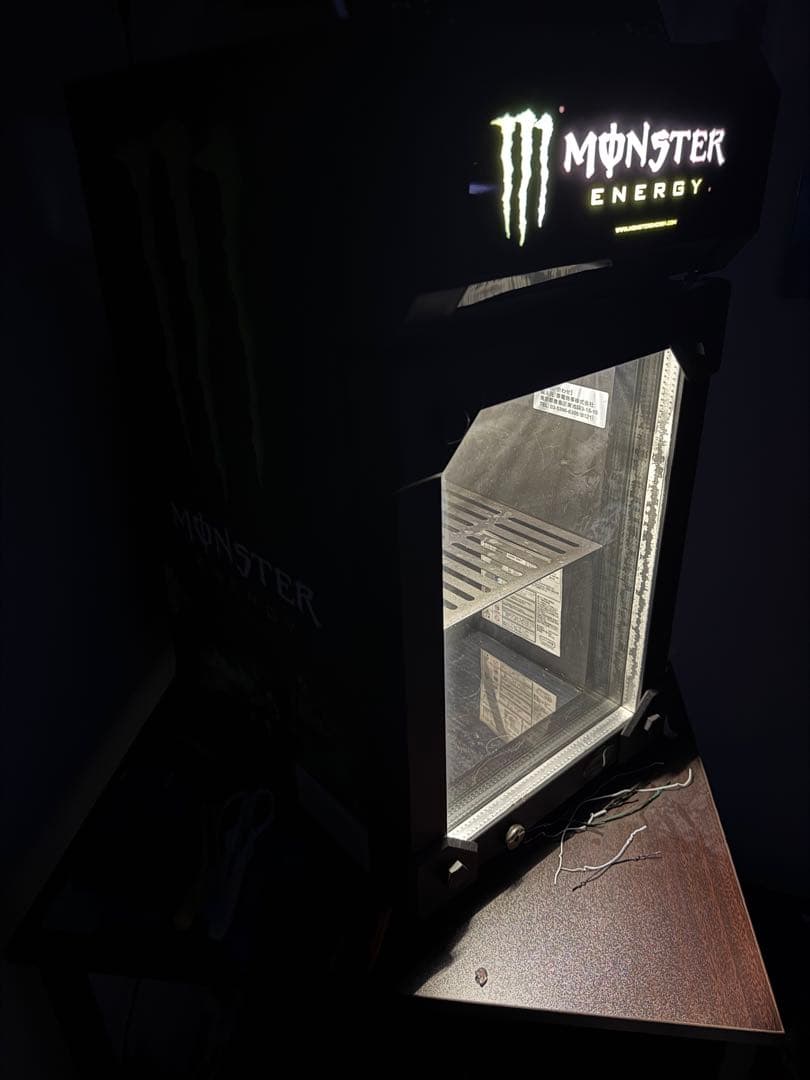 非売品 モンスターエナジー冷蔵庫 - メルカリ