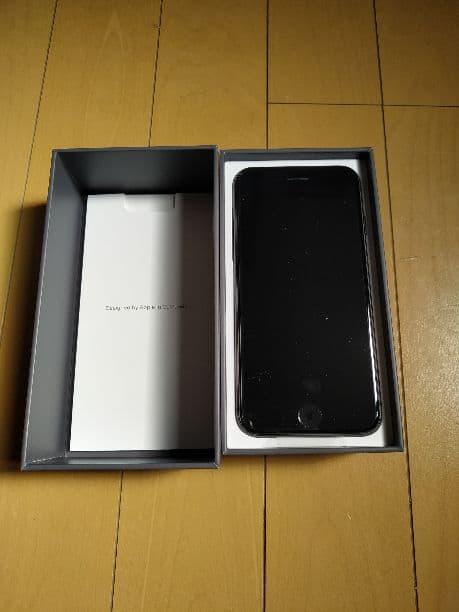 iphone8 64G simロック解除済み スペースグレイ - RESTAURANT-INDIEN