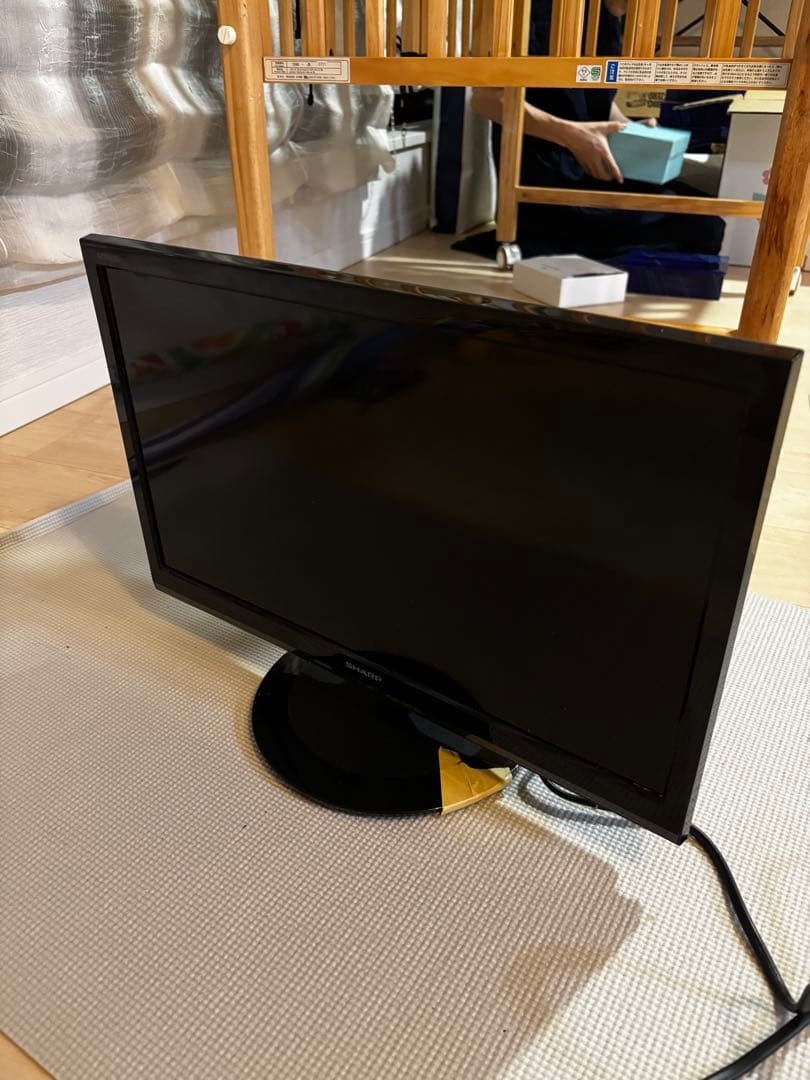 SHARP AQUOS 19インチ 液晶テレビ（LC-19P5） - メルカリ