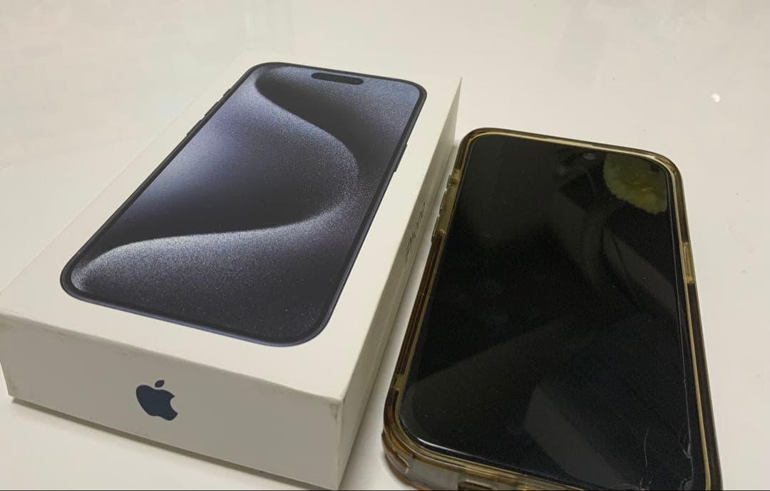 Apple iPhone 15 Pro (256 GB) - ブルーチタニウム Amazon.com: Apple iPhone 15 Pro, 256GB, Blue Titanium - Unlocked