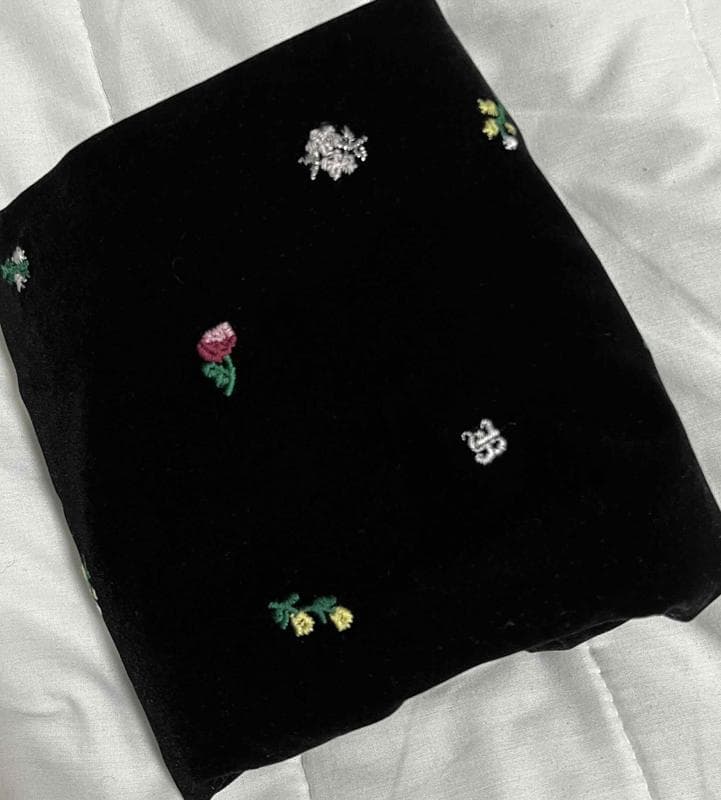 カーディガンブラックななみ様 Black Sequin Trim Naomi Cardigan | Tuckernuck