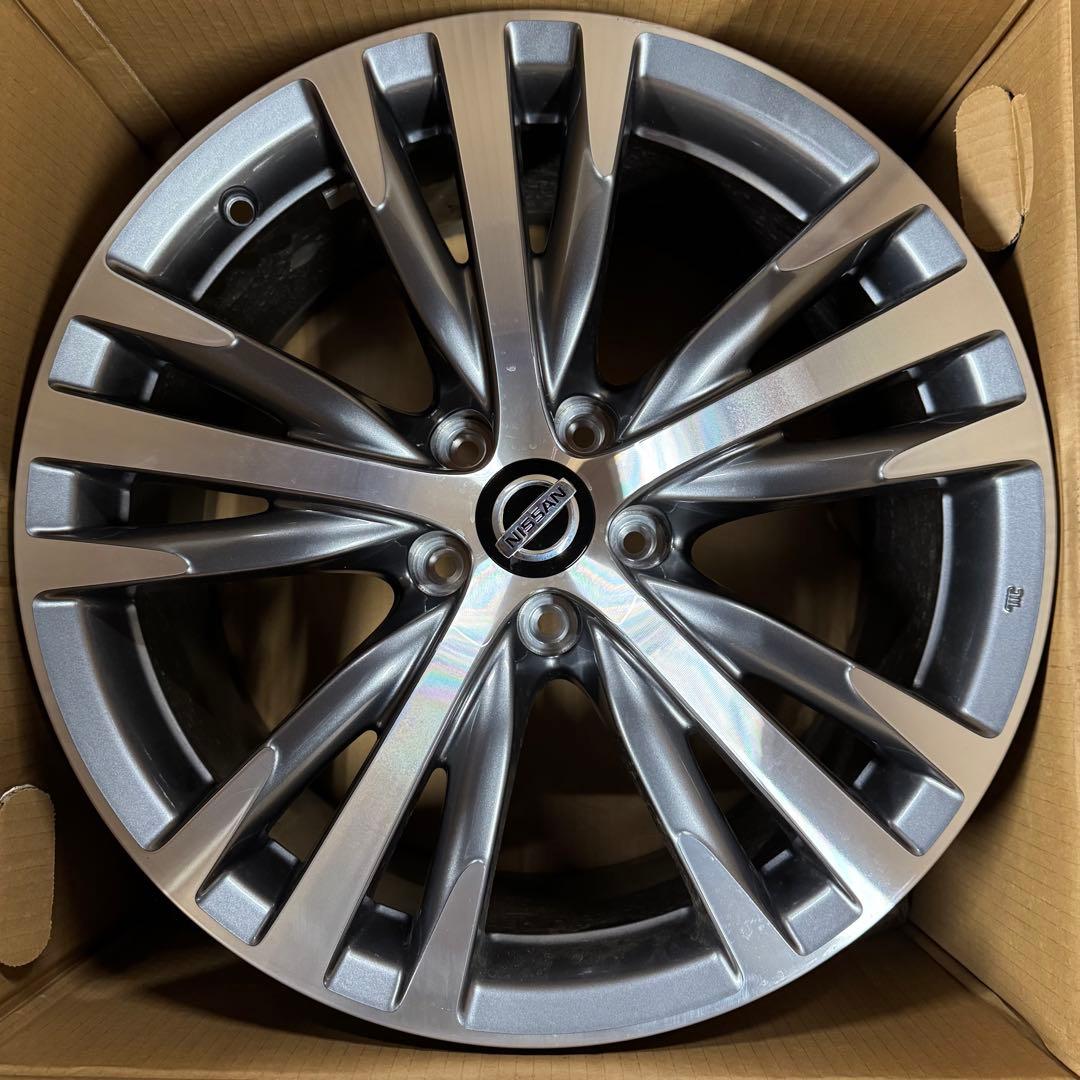 新車外し V37 スカイライン純正 19インチ 8.5J 日産