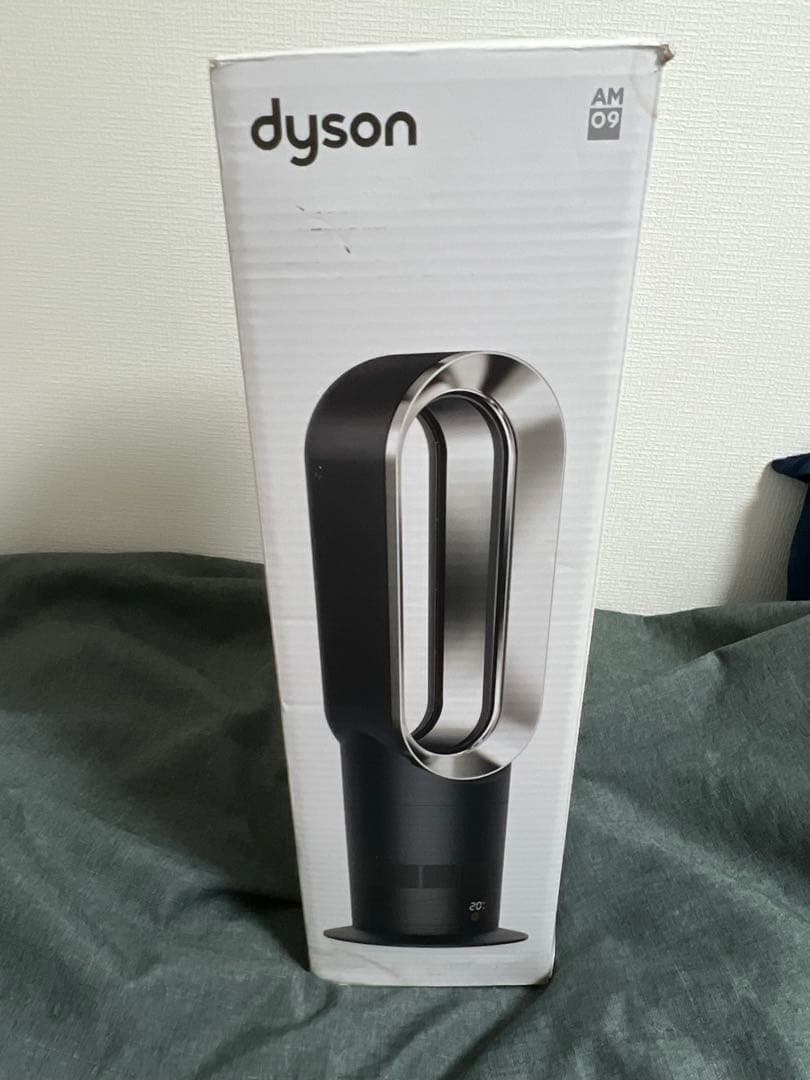 ダイソンdyson AM09 セラミックファンヒーター ホット&クール リモコン Amazon.co.jp: 【電池付属】ダイソン AM09 リモコン 白 設定不要 スグ