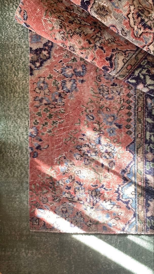 70×237 \"SAKURA” ViNTAGE TURKiSH RUG